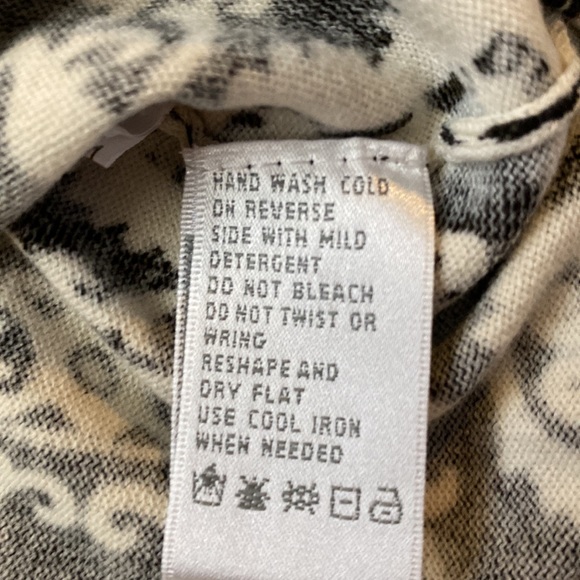 August Silk patterned cardigan - Picture 4 of 6